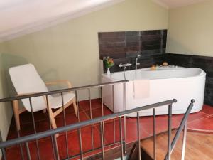 Suite with Hot Tub
