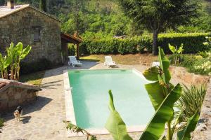 Charming stone house with shared pool, Chambonas