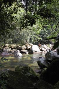Chalé Completa com Garagem e Rio Privativo no quintal I 14min do Centro Histórico e Praias - Ambiente tranquilo e bem Avaliado