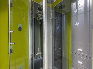 Maisons de vacances Spacious holiday home in Aure sur Mer with garden : photos des chambres