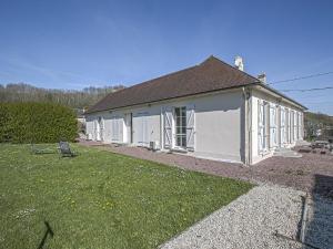 Maisons de vacances Spacious holiday home in Aure sur Mer with garden : photos des chambres