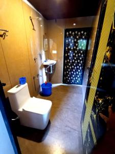 Pambaar River view Homestay