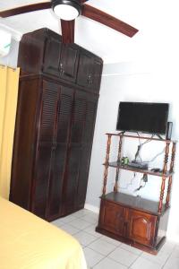 Snuggled Oasis Studio