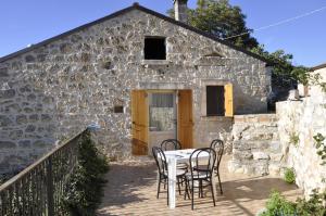 Agriturismo Tholos