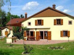 Maisons de vacances Appartement confort avec billard et Wifi - FR-1-589-819 : photos des chambres