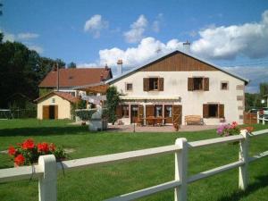 Maisons de vacances Appartement confort avec billard et Wifi - FR-1-589-819 : photos des chambres