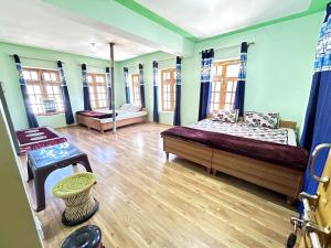Valley View Homestay Lahaul