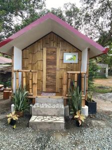 La Ahoy Rest House and Resort