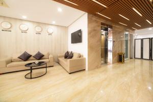 Dolphin Hotel Nha Trang