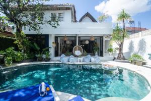 The Monroe 3BR Luxury Villa Seminyak with NETFLIX & Private Pool 900m to Beach