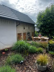 chalupa Dřemčice -České středohoří