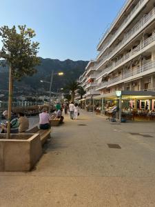 Apartment A 10 , sea views, WIFI, airconditioning and parking, terrace