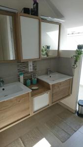 Villas Beautiful house with sea view : Villa