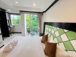 COZY Residence Patong