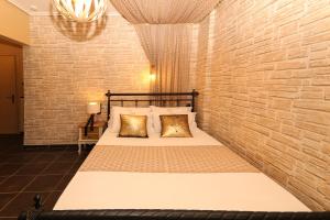 IRIDA COZY HOUSE center