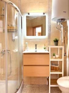 Sunny Paradise Apartment