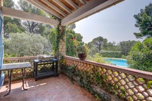 Villas Villa Fayence- pool, garden and AC : photos des chambres