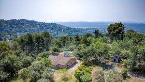 Villas Villa Fayence- pool, garden and AC : photos des chambres