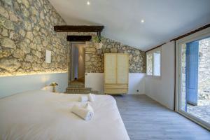 Villas Villa Fayence- pool, garden and AC : photos des chambres