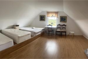 Sodra Gotland 14 bed with pool