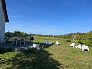 Sodra Gotland 14 bed with pool