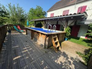 Gîte avec piscine à 5 minutes de CAHORS
