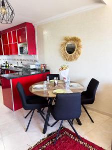 Beachfront Stay Tangier Bay