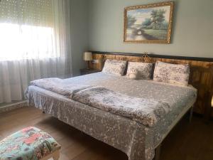 Santa Ana en la playa de lo Pagan