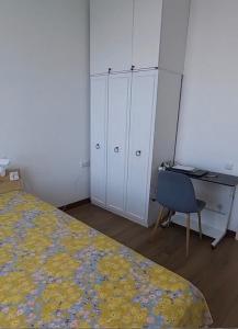 Magnificent apartment right on the shore