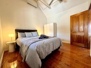 Spacious 5 bedroom house close to Sydney CBD