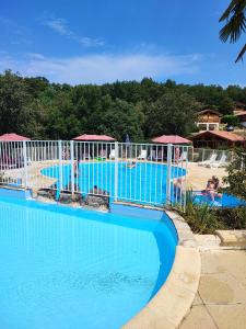 Chalets Charmant Chalet LE DAMELI, Village du Soleil, Chalet 61 : photos des chambres