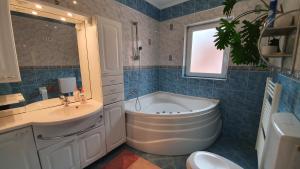 Liget Nyaralóház és Apartman Liget