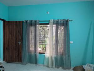 Hilltop Heaven - One Bedroom Apartment