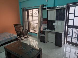 Hilltop Heaven - One Bedroom Apartment