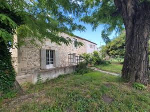 Maisons de vacances Sublime Mas de Lou a 15 minutes d-Arles : photos des chambres