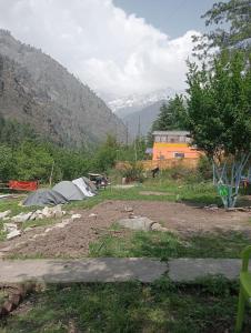 Yeti Stay Kasol