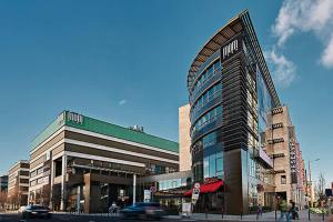 Central - Cozy - Colourful