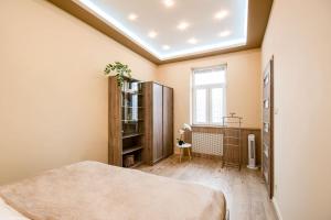 Central - Green - Comfy