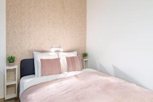 Central Modern Mini Studio - Easy Sleep