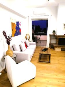 Aelio Deluxe Apartment Akrata