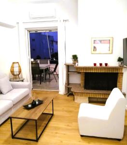 Aelio Deluxe Apartment Akrata