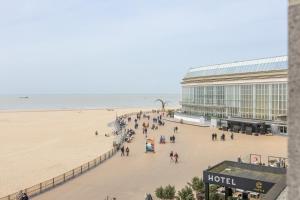 LECOMTE - Beachwalk Promenade 79