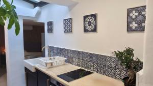 Beautiful Historic Studio - Best Location