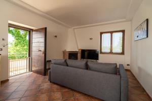 casa di campagna con ampio giardino recintato - pet friendly