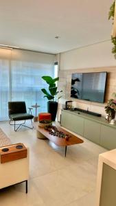 Lindo apartamento de 2 quartos no coração do Jardins