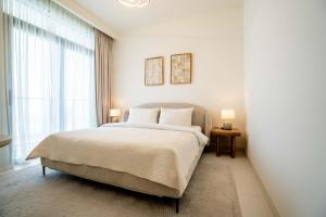 LUX Bright 2BR with Palm Jumeirah Views