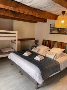 B&B / Chambres d'hotes Le Haut Pont de la Baie : photos des chambres