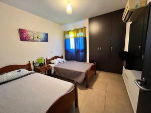 Modern 2BR Appartment near Finikoudes beach - Larnaka