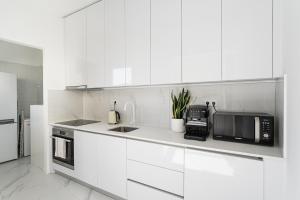 Terraced Apartment in the Heart of Porto - Free Parking