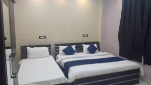 #A B Hotels